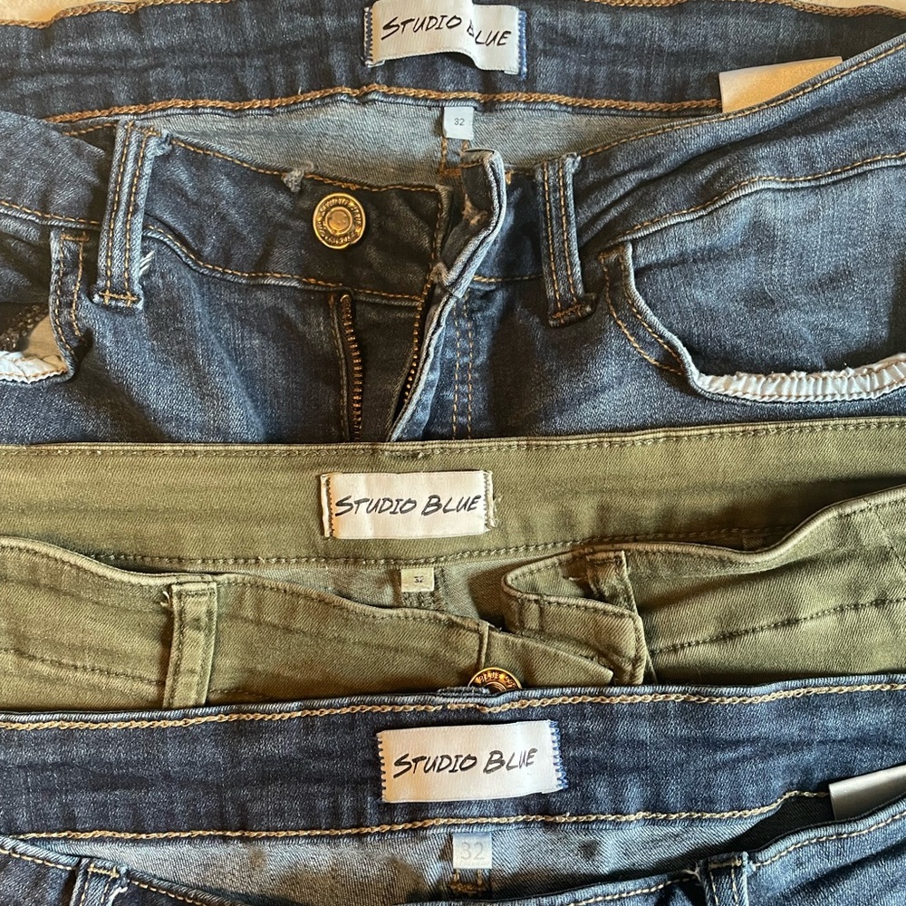 Studio Blue Skinny Jean Lot size 32